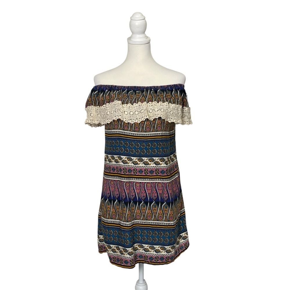 Hollister Boho Off Shoulder Lace Trim Mini Dress Paisley Print Festival Summer